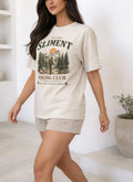 Vintage Hiking Club Landscape Print Drop Shoulder Short Sleeve T-Shirt