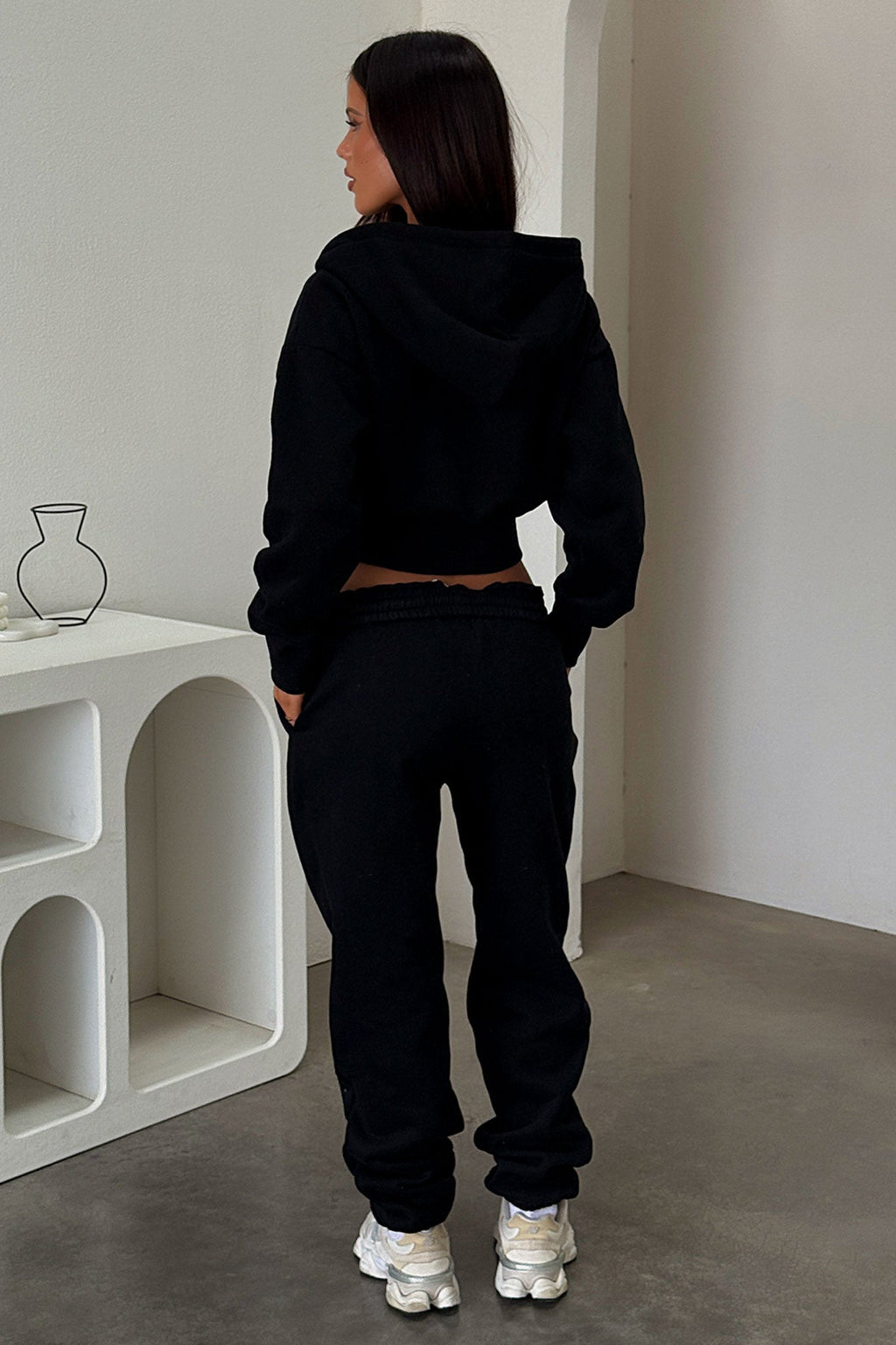 Series 10 Cropped Jacket - Black