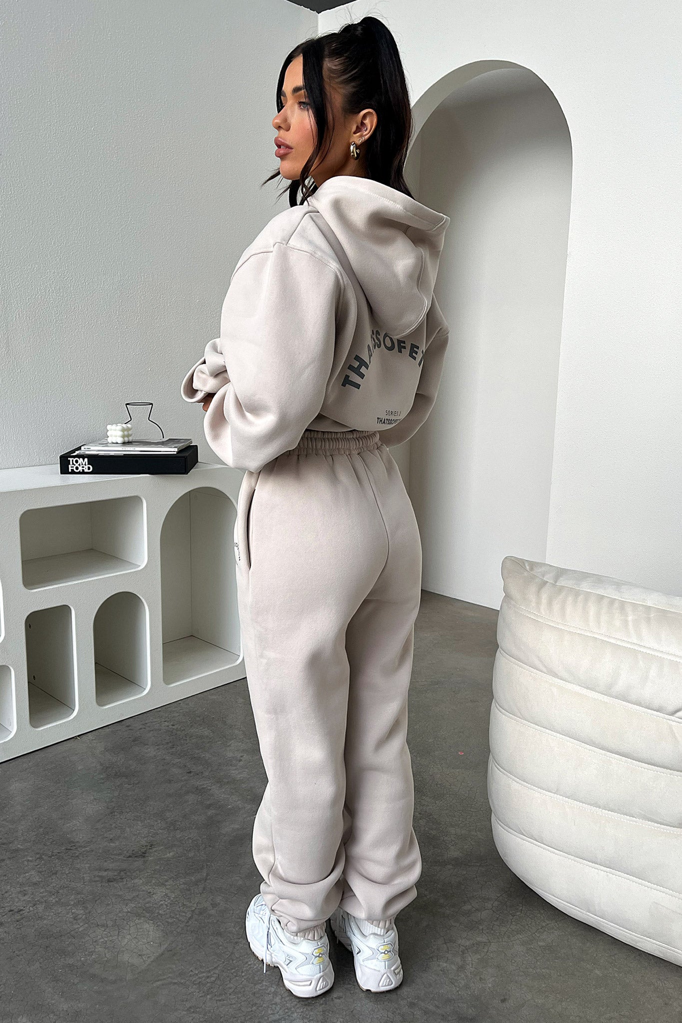 Series 2 Sweatpants - Beige / Charcoal